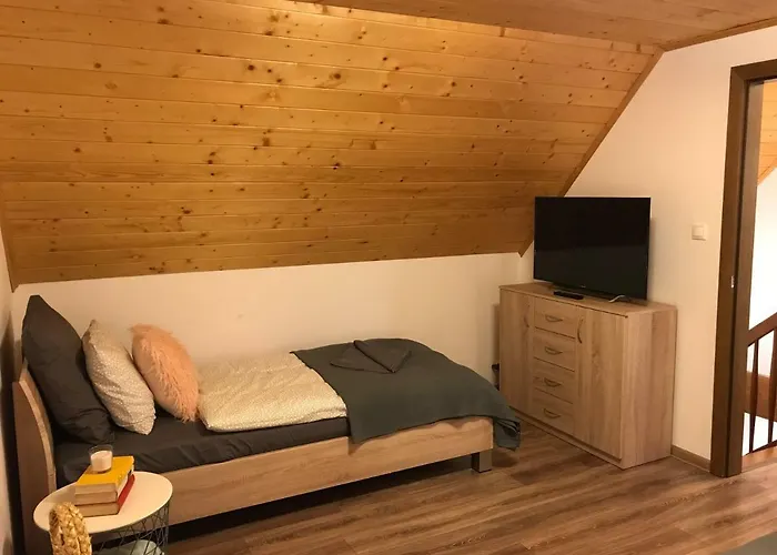 Detvan Semesterbostad Stará Lesná